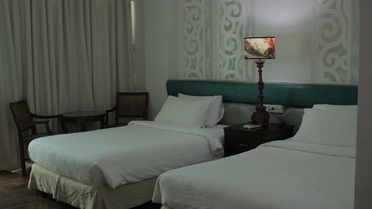 Vitalis White Sands Hotel Santiago  Exterior photo